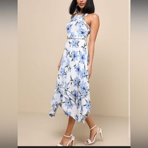 NWT Zahara Blue and White Floral Print Midi Dress